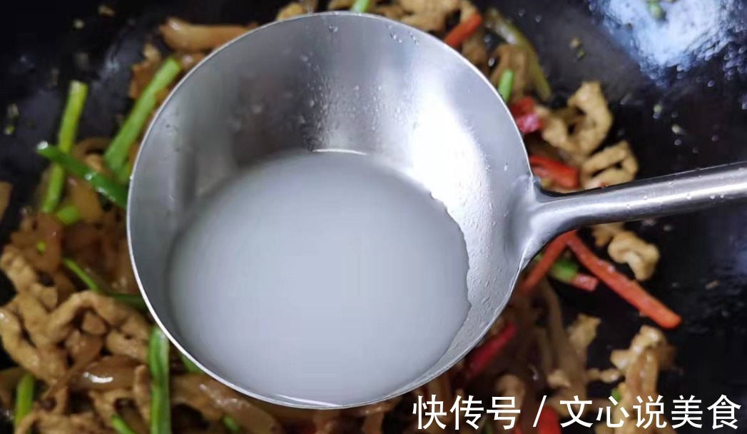 榨菜炒肉丝的经典做法，色香味俱全，这就是干饭人的下饭菜！