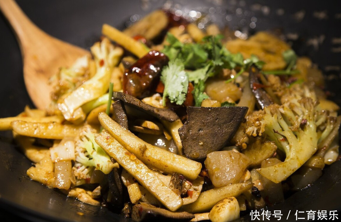 不腥|炒猪肝时,学会这样腌制,炒出来的猪肝特别嫩,一点都不腥