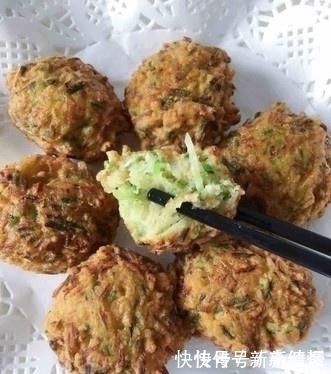 它是小人参，一元一斤，常吃润肺排毒助消化，夏月吃它正当季！