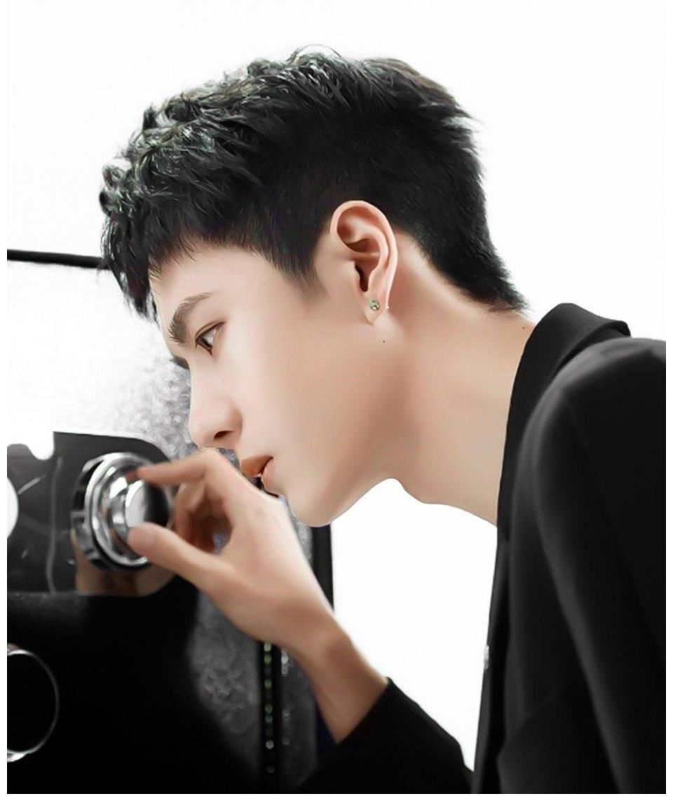 天天向上|在《28歲的你》，聽王一博講述，先烈們用生命譜寫不朽的贊歌