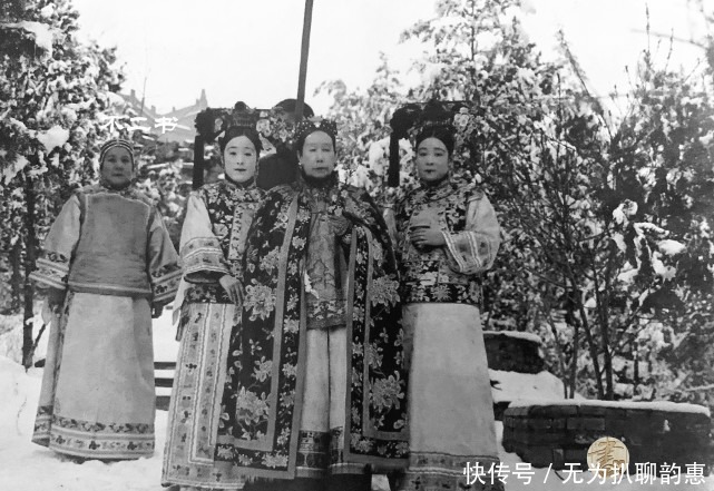 老照片|清末老照片:迟暮之年的慈禧太后、穿着官服真实的清朝官员