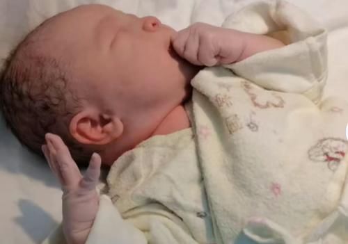 宝宝|昼夜不分、夜醒频繁、爱哭闹?速学3妙招,宝宝睡得安妈妈不熬夜