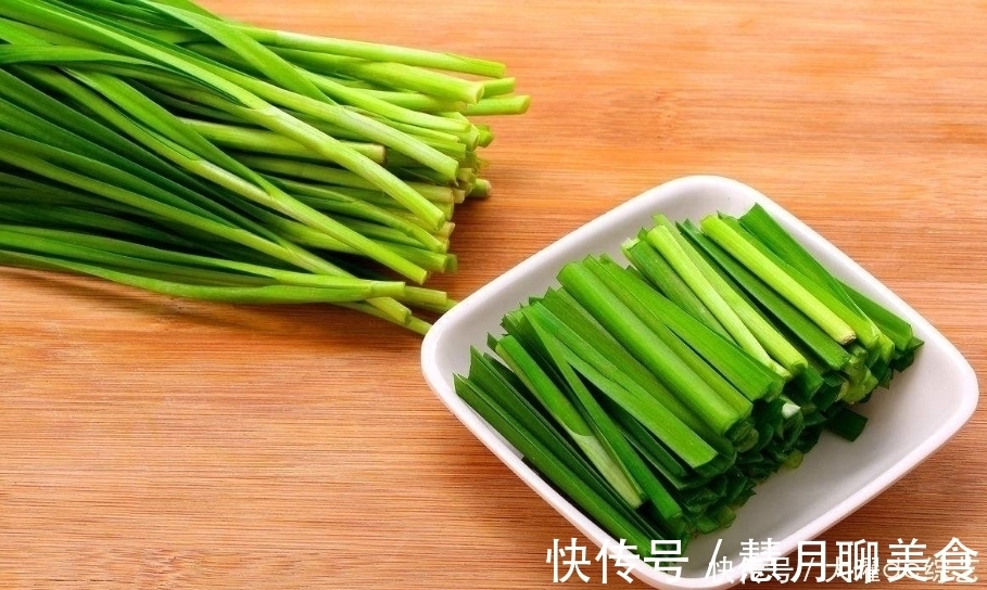 炒韭菜|忠告炒韭菜不能放此物，吃了对身体不好，现在知道还不晚