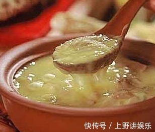 黑臭|肚子有赘肉穿衣难看此物每天来2勺,排出黑臭宿便,减掉大肚子