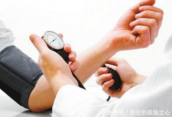 40岁后的女性,有4项检查建议定期做,或许可助你“保命”