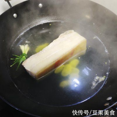 小白都能学会的家庭版红烧肉，不仅简单还美味