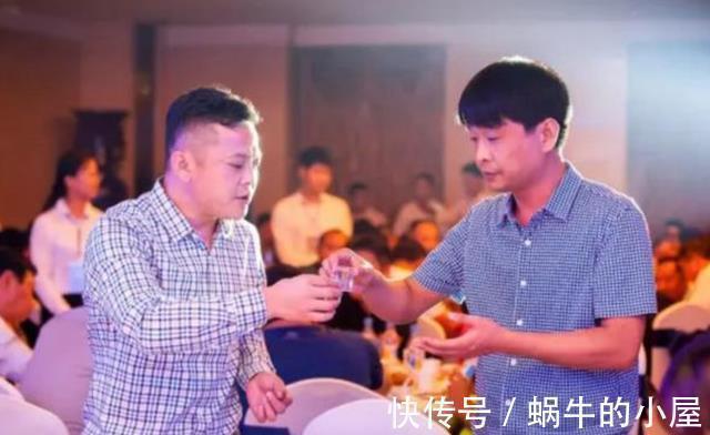 生活|大哥喝酒26年，肝脏却依然健康红润，医生：他的生活习惯值得学习