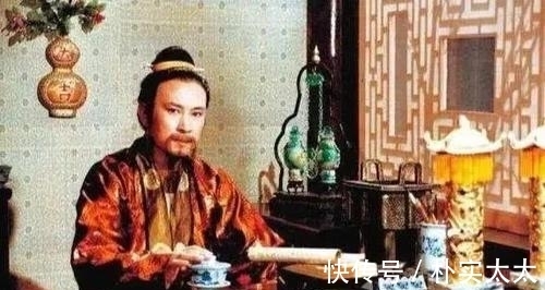 王熙凤&红楼梦中贾家抄家后，贾宝玉出家，贾政王夫人的晚年谁来赡养？