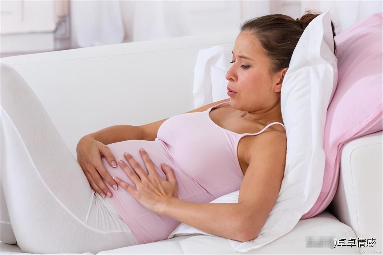 孕晚期|孕妇肚子能不能随便摸？孕妈当心，出现这4种情况尽量少摸肚子