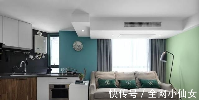 客厅|买不起学区房大房子，一家四口蜗居47平，设计师爆改成三室一厅
