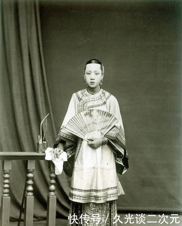 富裕|晚清富裕家庭的女子究竟长得咋样?看看这些照片,你也许会心动