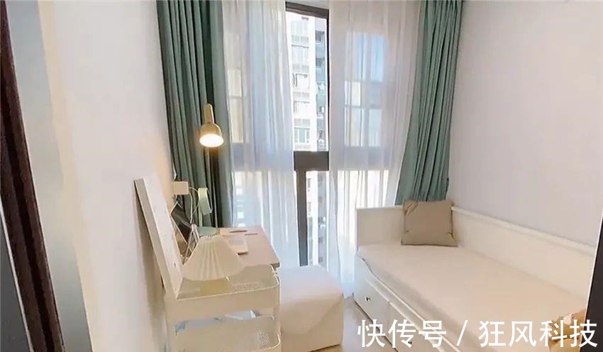 玄关鞋柜|姑娘住进套内70㎡小家,空间虽小却温馨感满满,网友:爱了
