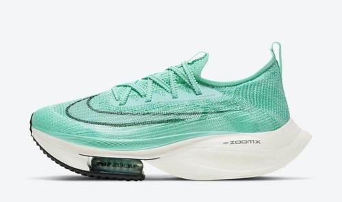 一鞋多穿！严选3 款高颜值“跑鞋”，潮流穿搭和运动一次搞定！