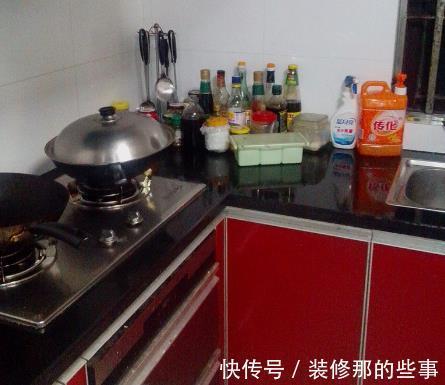 厨房|去表姐家蹭饭，打开厨房门看不到瓶瓶罐罐，布置的真先进，晒晒！