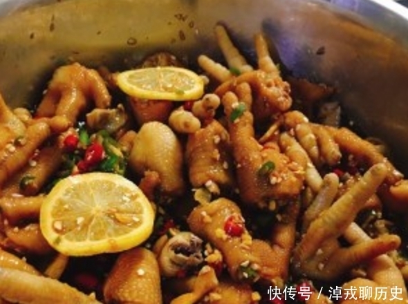 香辣|教你秘制鸡爪方法,不用泡不用炸,香辣入味,连吃10个都不解馋!