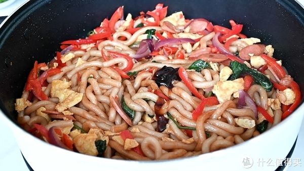 吃一次就上瘾的炒土豆粉,一周吃十次都不够,柔软筋道、鲜美四溢的土豆粉,