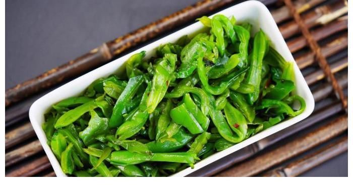 补钙|多走路预防骨质疏松吗?医生:2种食物少吃,或比走路更重要