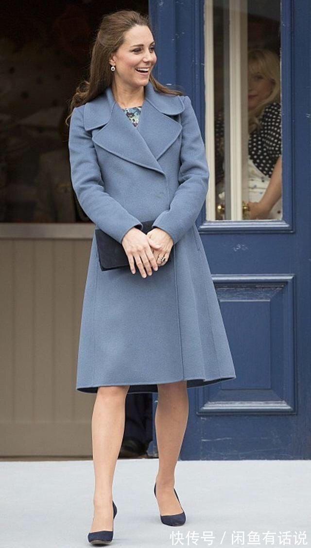 旺夫相 凯特胖出了“阿姨味”,穿大衣双下巴明显,脸肉肉的很有旺夫相