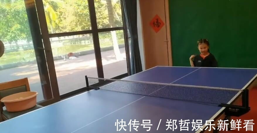 王楠|厉害!王楠女儿打球击败外公,老郭带娃买菜,网友:未来世界冠军