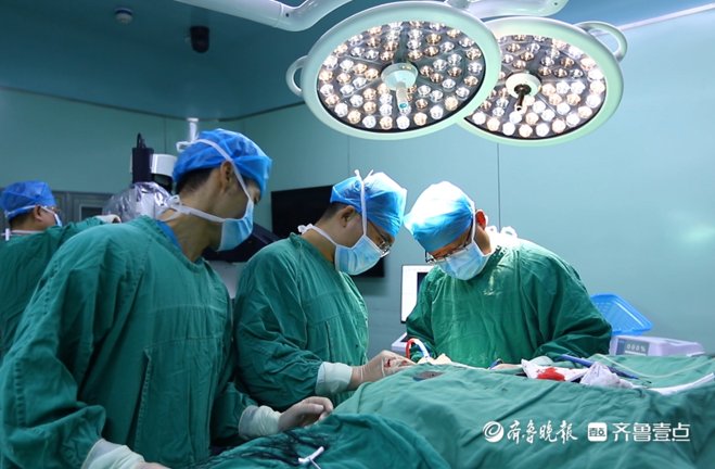 山东大学|山东大学齐鲁医院德州医院脑血管外科成功摘除“刁钻”脑膜瘤