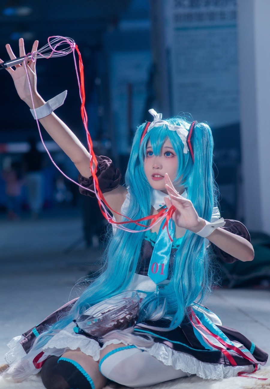 带来|cos：初音漫展返图，黑白配带来的可爱