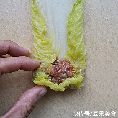 肉卷|百财聚来——清香可口，鲜嫩多汁的白菜卷肉