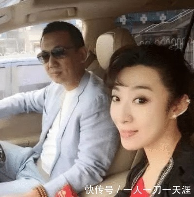 黑葡萄|“林黛玉”病逝13年,陪她出家的丈夫还俗再婚,娇妻样貌成焦点