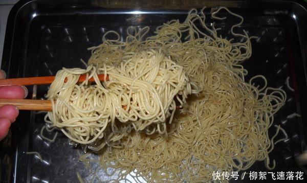 正宗|生产正宗武汉热干面的方法,注意这个细节,金岛Q子弹,秒外卖