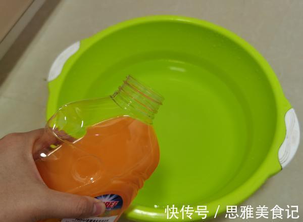 厨房10处油污老大难,用我媳妇的清洁妙招省力又干净