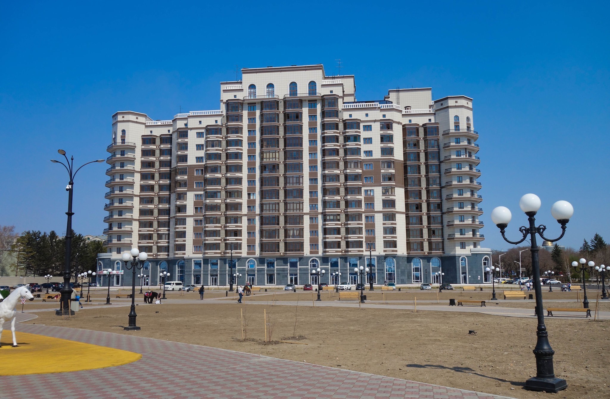 百年后的海兰泡:对岸的中国日渐现代化,俄国人喜欢到中国做生意