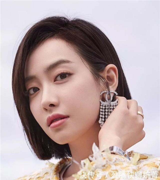 长发|女人过了48岁尽量别留长发、烫卷发!推荐这5款发型,太减龄