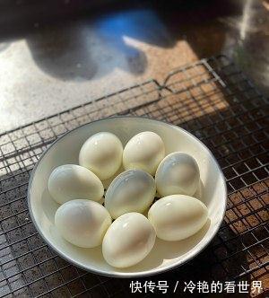 隔离在家方便面吃腻了，送您卤肉饭做法，荤素都有，美味营养