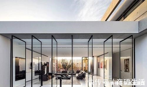 阳台|越来越多家庭在客厅和阳台之间选这些隔断,好看实用,还改善格局!