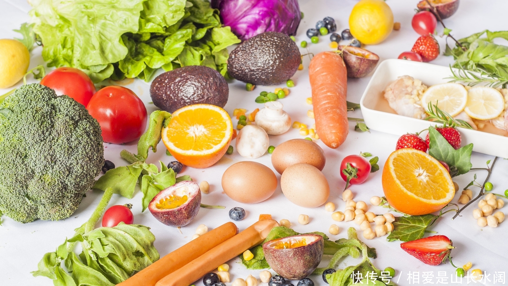 圆饼|夏日炎炎，怎少得了这个“补水神器”，水嫩光滑的肌肤就靠它