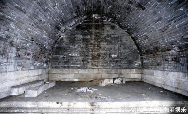 怡王陵|大清朝灭亡后,王爷后代挖祖坟盗取随葬宝物,是为何