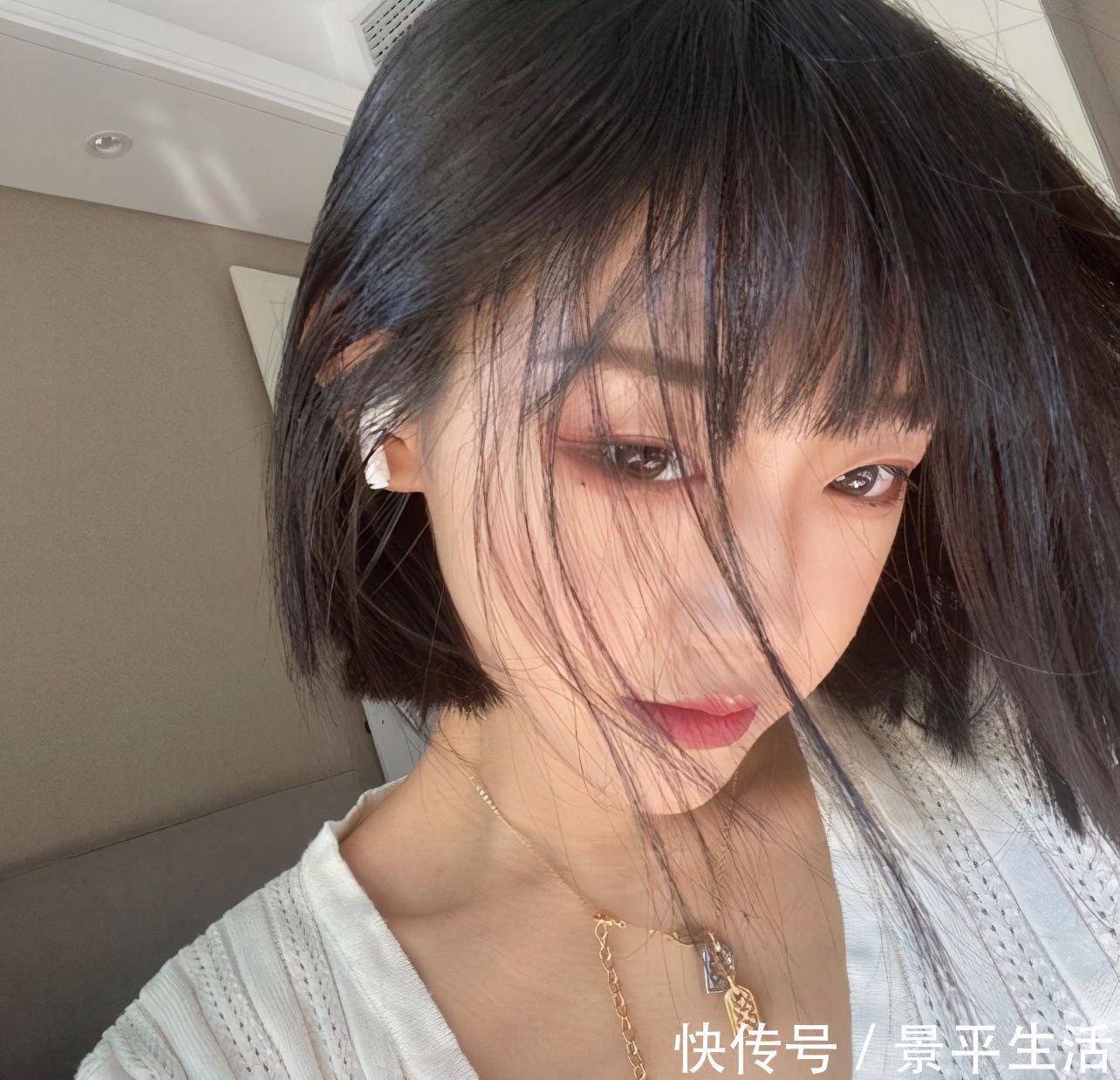 鞋柜|网红炫AJ成了潮流?连代古拉k都开始秀鞋,随便一双价值近万