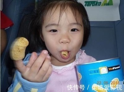 睡眠质量|忠告:孩子睡前不能吃的6种食物!否则越吃越积食,越不长个儿!