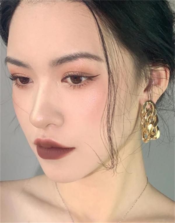 你的是“无效妆容”吗？这几个化妆小方法送给你，建议收藏细看