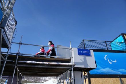 来云顶滑雪公园 看冬残奥会因有爱变“无碍”|北京冬残奥会| 张毅