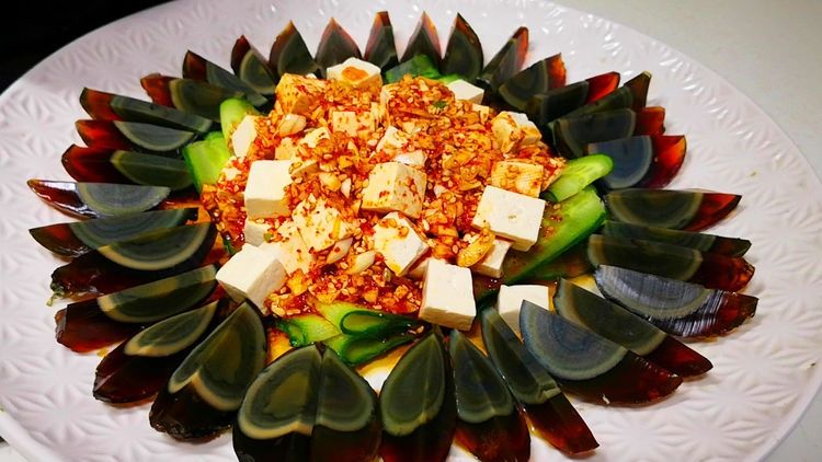 天热不爱吃饭?教你5道开胃凉菜,既简单快速又好吃,上桌抢着吃