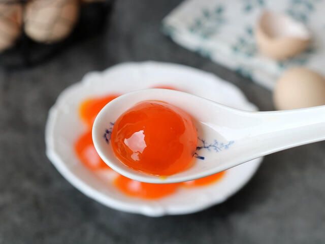 饱和盐水|做广式月饼，咸蛋黄不用买，配方和做法都告诉你，2天就能用
