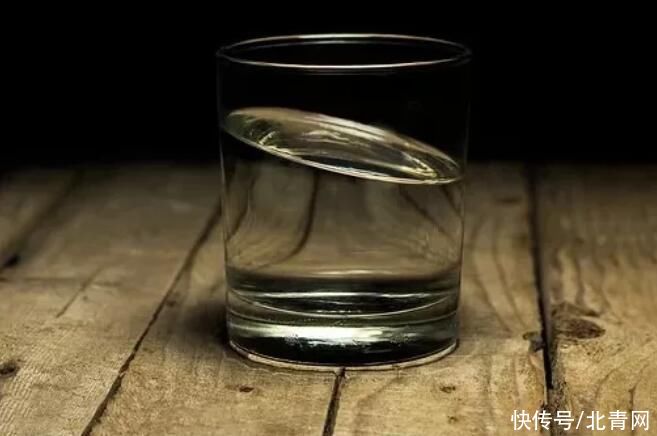中国水与生命质量认知调查报告|正确喝水 这几件事要记牢