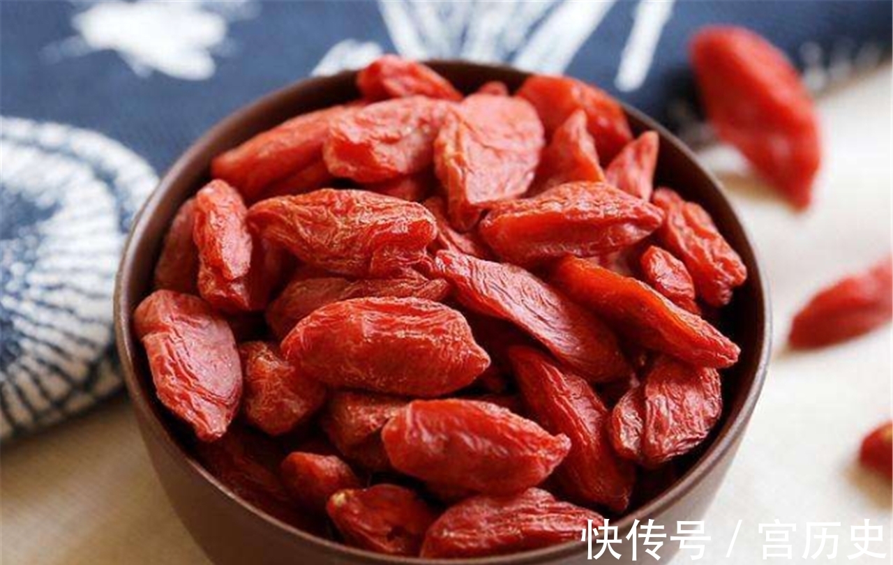 肾气|枸杞加“它”是最佳拍档,坚持7天,肝脏干净了,肾气也补满