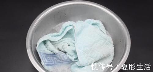 不管毛巾多脏多黄,简单一个清洗方法,毛巾立马焕然一新,试一试