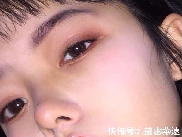 瞳孔|谨记:近视眼忍不住玩手机?学会“3技巧”,不怕度数再“飙升”