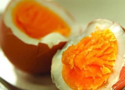 身型|每天吃鸡蛋的人和不吃鸡蛋的人,可能有4个差距,你了解吗