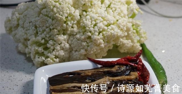 营养|酱油肉炒花菜，营养丰富，好吃下饭！