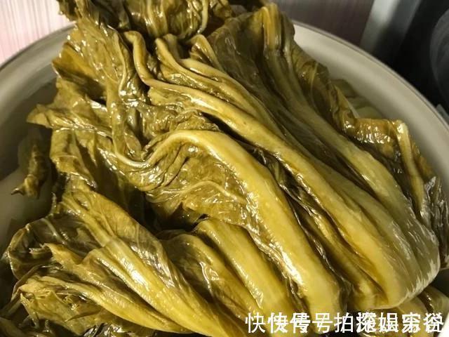 怀孕|女人怀孕后,4物餐桌上尽量别吃,可能对胎儿的发育不好