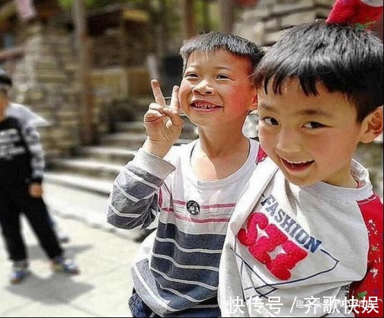 心理学|多子家庭,老几最孝顺心理学家大多由孩子的出生顺序决定