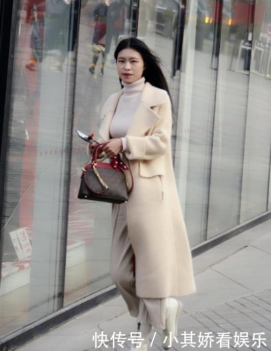 今冬火了一双靴子,叫“拉链靴”,时髦个性又保暖,潮人都在穿